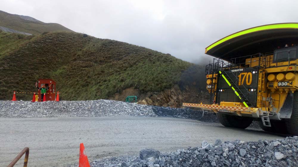 Servicio de Control de Flujo Vehicular para Accesos a Presa de Relaves - O99474